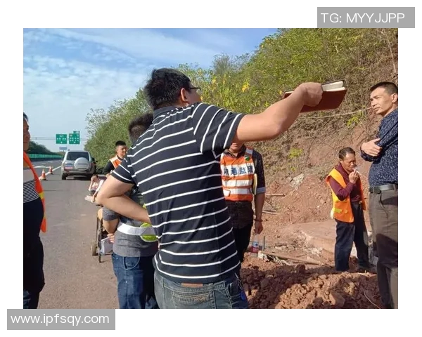 迈克布朗与姚明的传奇合作如何改变中国篮球的未来发展轨迹