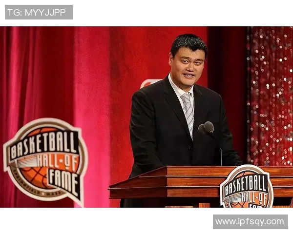 姚明与克的篮球传奇之路：从竞技场到全球影响力的深度探讨