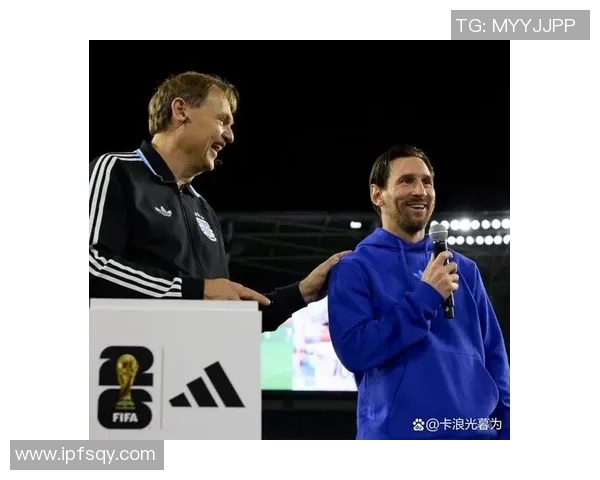 全球足球巨星汇聚一堂揭示他们背后的故事与传奇人生 全球足球巨星汇聚一堂揭示他们背后的故事与传奇人生